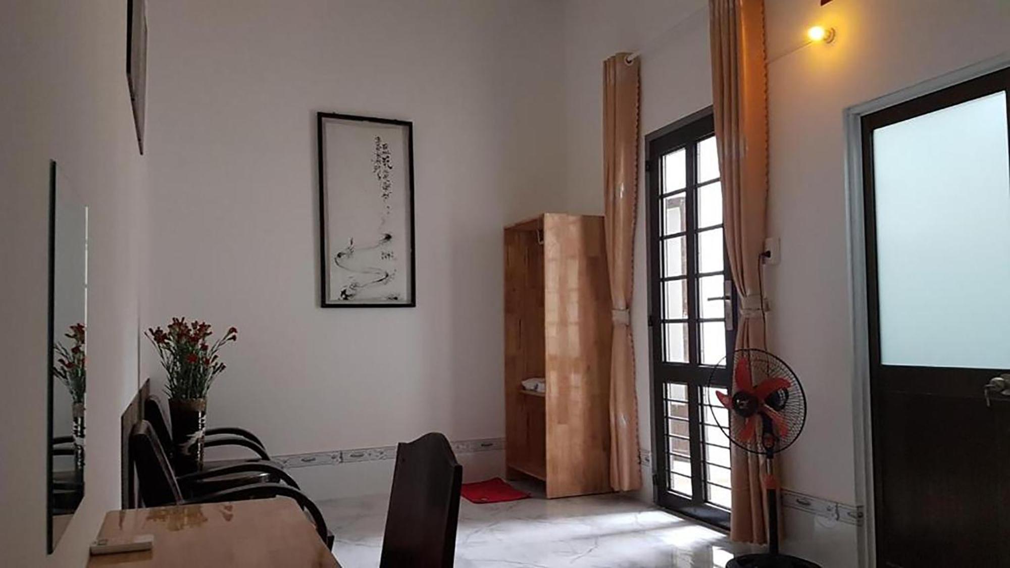 Hoa Lan Motel & Homestay Giong Tu Dien Exterior photo